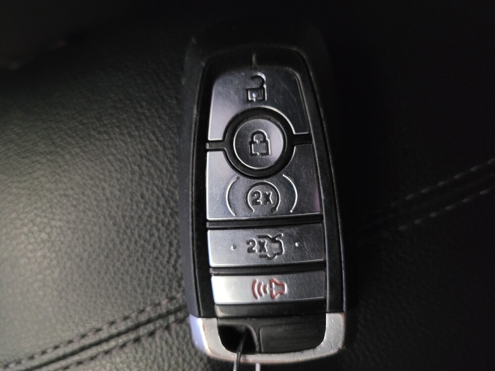 2020 Ford Mustang in Downey, CA 90241 - 18129531 32