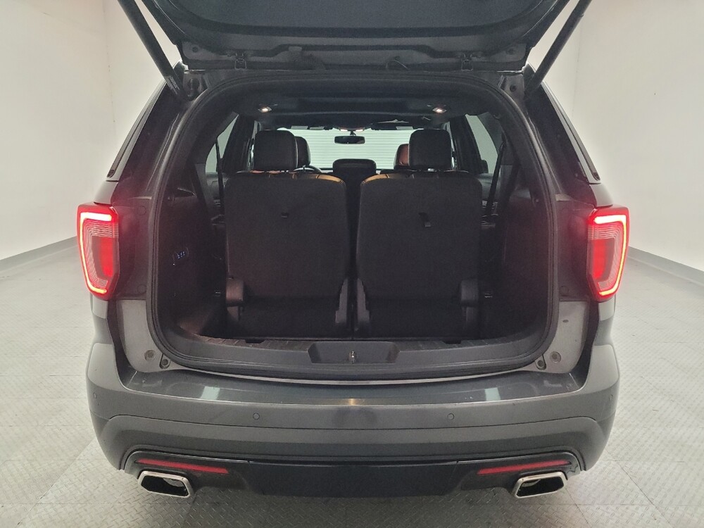 2017 Ford Explorer in Riverside, CA 92504 - 18129532 29