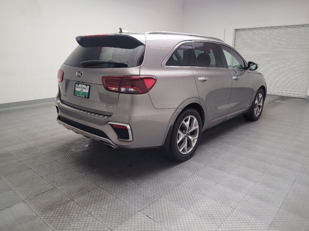 2019 Kia Sorento in Riverside, CA 92504 - 18129533 9