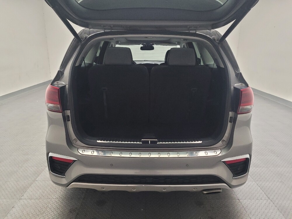 2019 Kia Sorento in Riverside, CA 92504 - 18129533 29