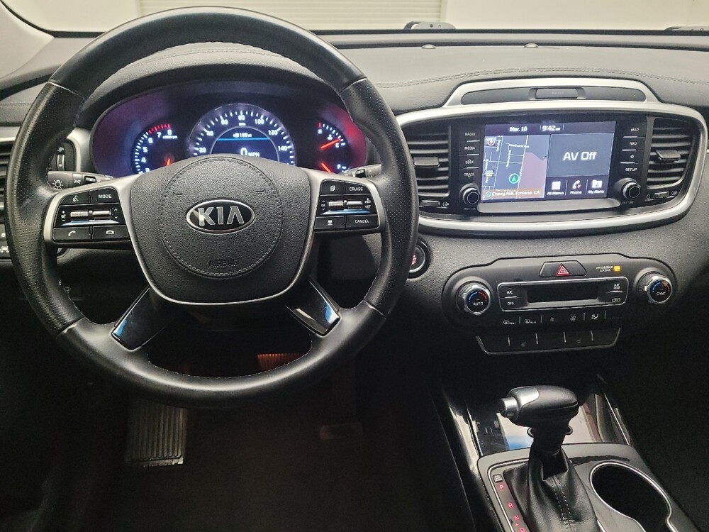 2019 Kia Sorento in Riverside, CA 92504 - 18129533 22