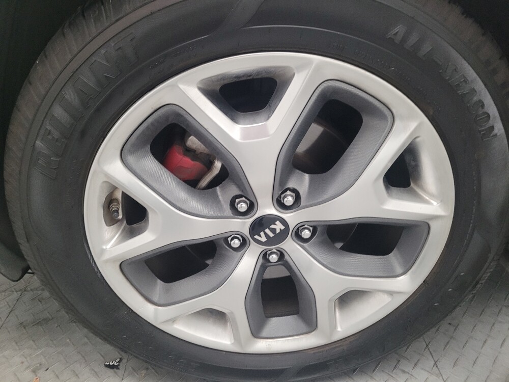 2019 Kia Sorento in Riverside, CA 92504 - 18129533 31