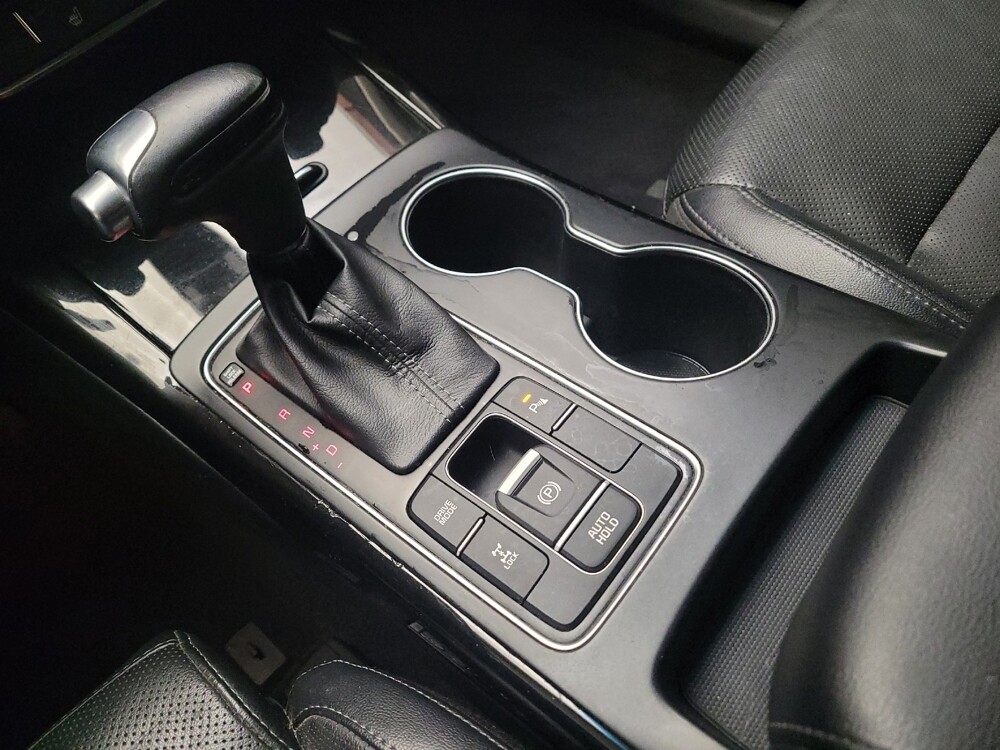 2019 Kia Sorento in Riverside, CA 92504 - 18129533 26