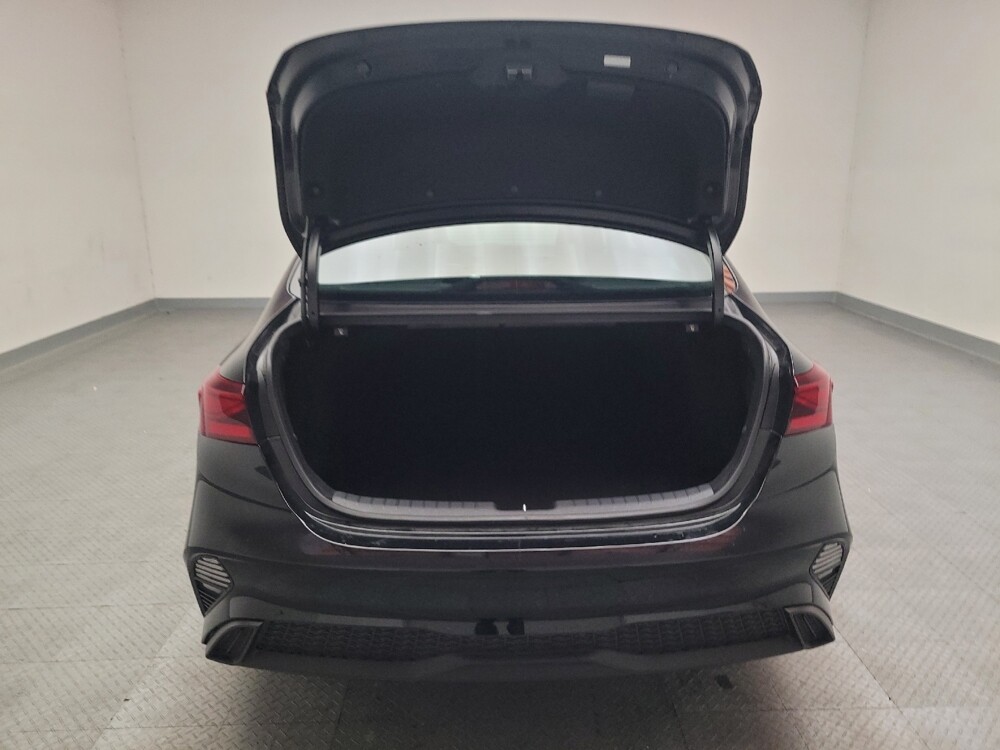 2023 Kia Forte in Downey, CA 90241 - 18129534 29