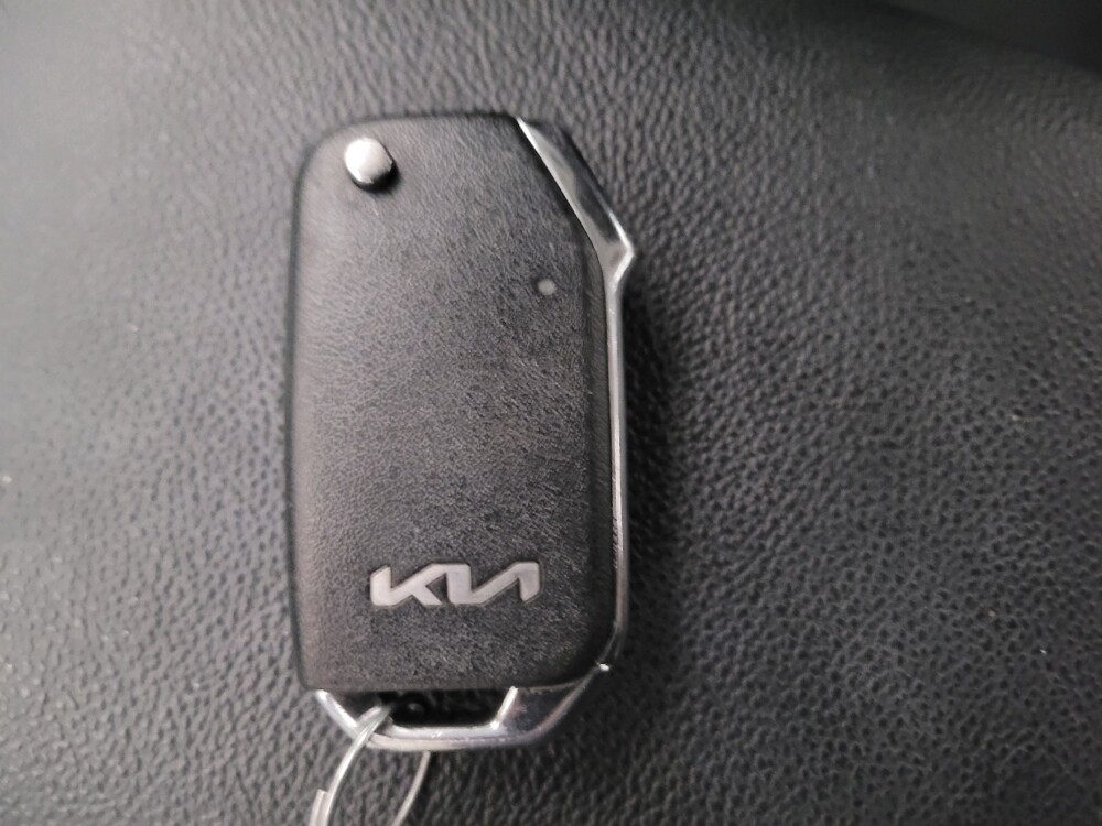 2023 Kia Forte in Downey, CA 90241 - 18129534 32