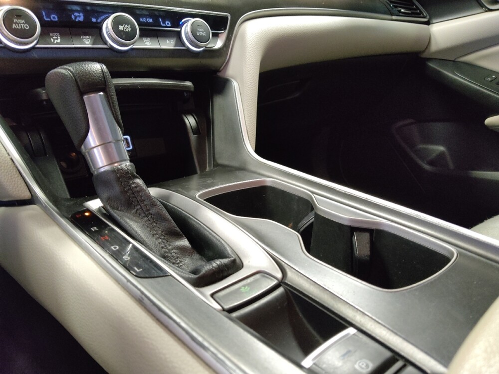 2019 Honda Accord in Phoenix, AZ 85015 - 18129547 26