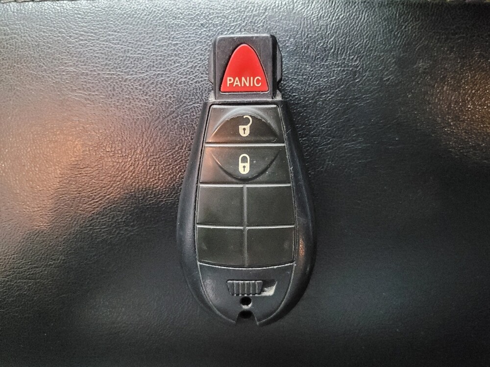 2020 Jeep Cherokee in Birmingham, AL 35215 - 18129555 32