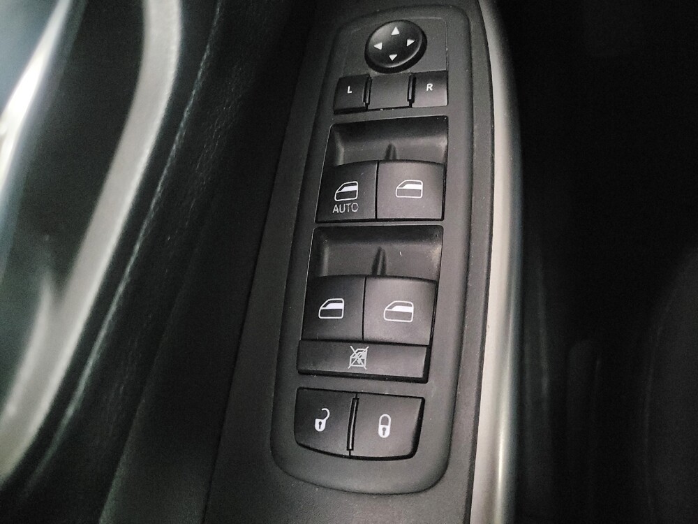 2020 Jeep Cherokee in Birmingham, AL 35215 - 18129555 27