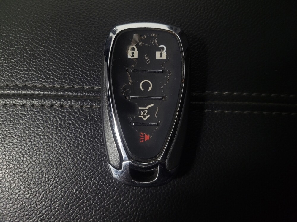 2019 Chevrolet Equinox in Jackson, MS 39211 - 18129559 32