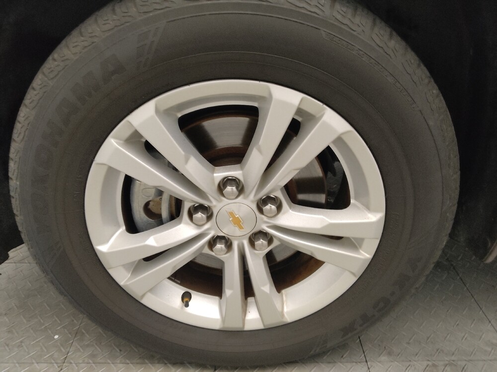 2016 Chevrolet Equinox in Birmingham, AL 35215 - 18129560 31