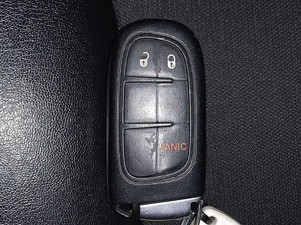 2020 Jeep Cherokee in Fort Worth, TX 76116 - 18129563 32