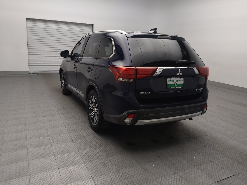 2018 Mitsubishi Outlander in Oklahoma City, OK 73139 - 18129564 5