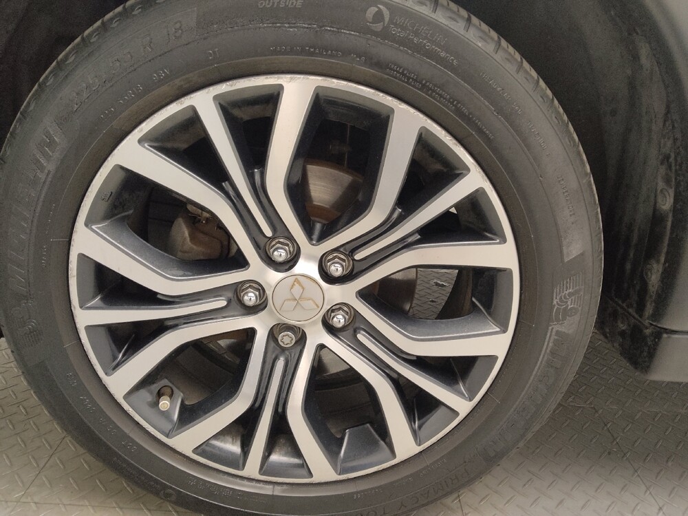 2018 Mitsubishi Outlander in Oklahoma City, OK 73139 - 18129564 31