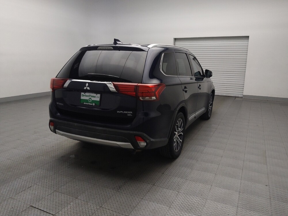 2018 Mitsubishi Outlander in Oklahoma City, OK 73139 - 18129564 9