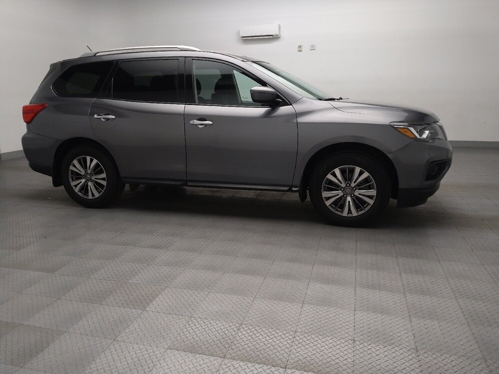 2018 Nissan Pathfinder in Oklahoma City, OK 73139 - 18129565 11