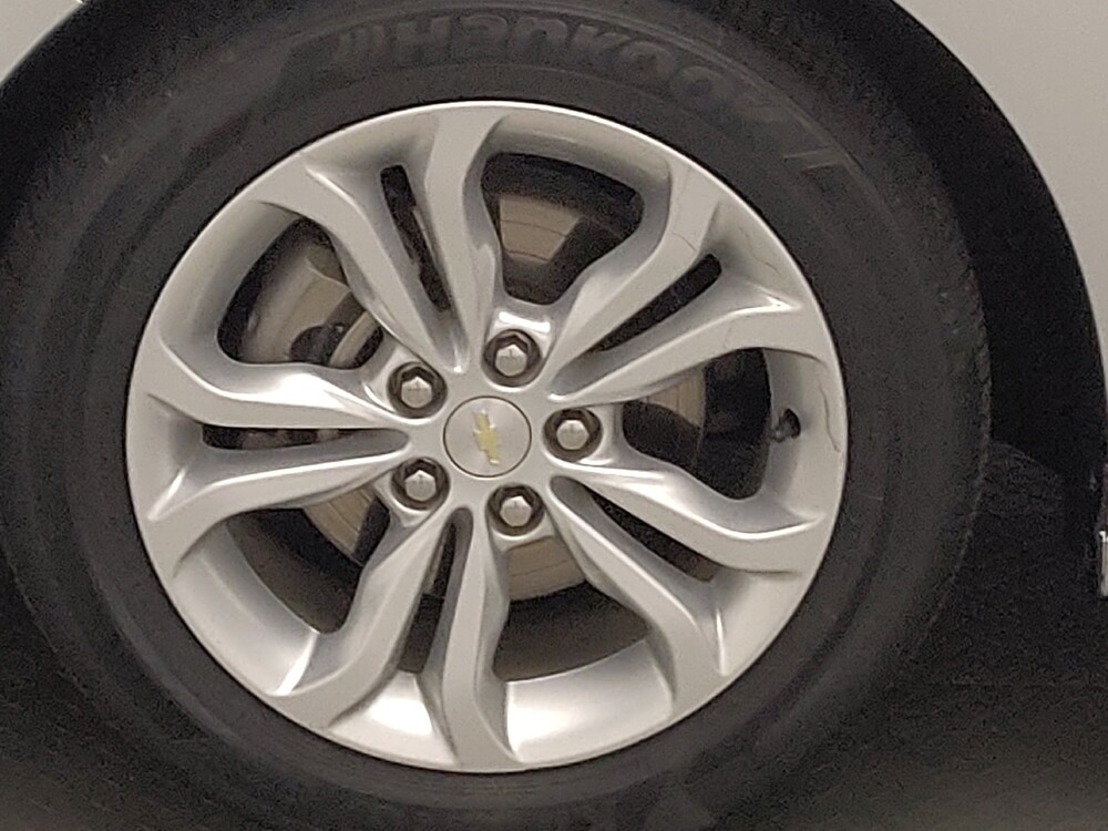 2019 Chevrolet Cruze in Oklahoma City, OK 73139 - 18129575 31