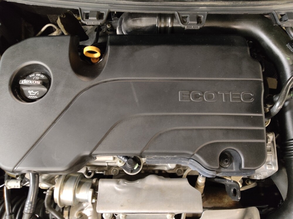 2019 Chevrolet Cruze in Oklahoma City, OK 73139 - 18129575 30