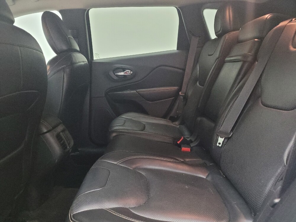 2015 Jeep Cherokee in Grand Rapids, MI 49508 - 18129576 18