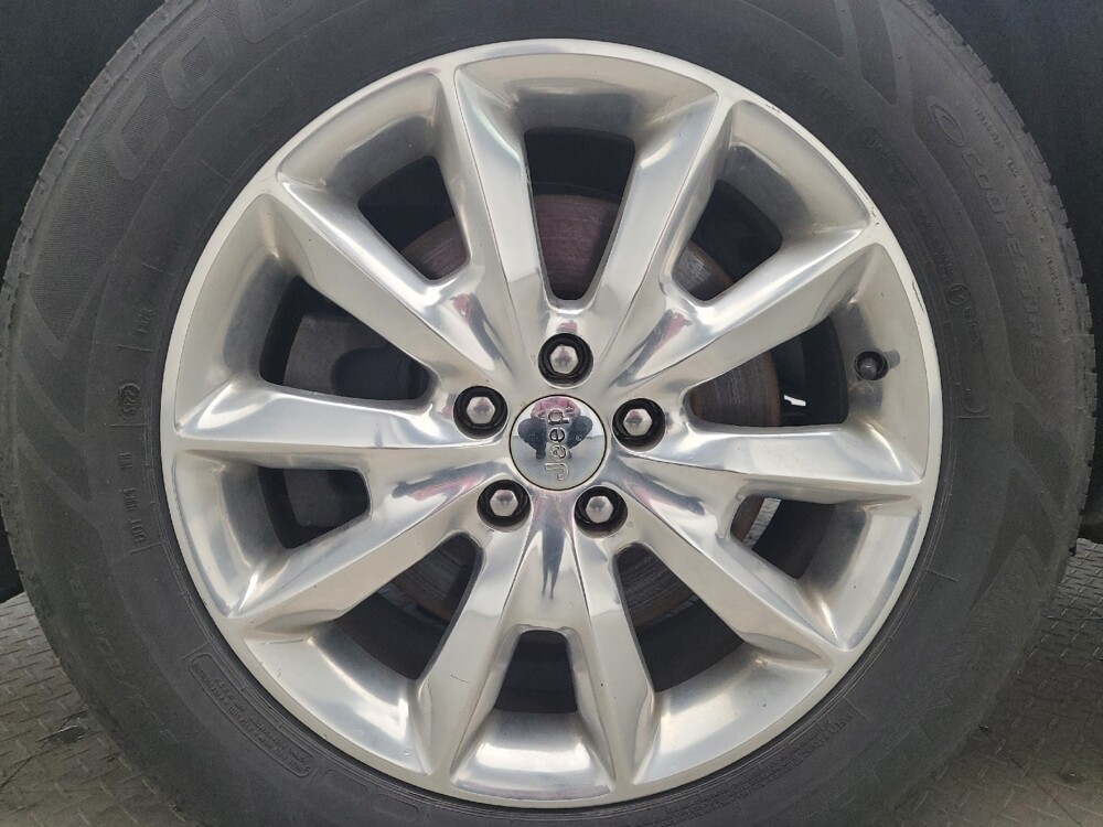 2015 Jeep Cherokee in Grand Rapids, MI 49508 - 18129576 31