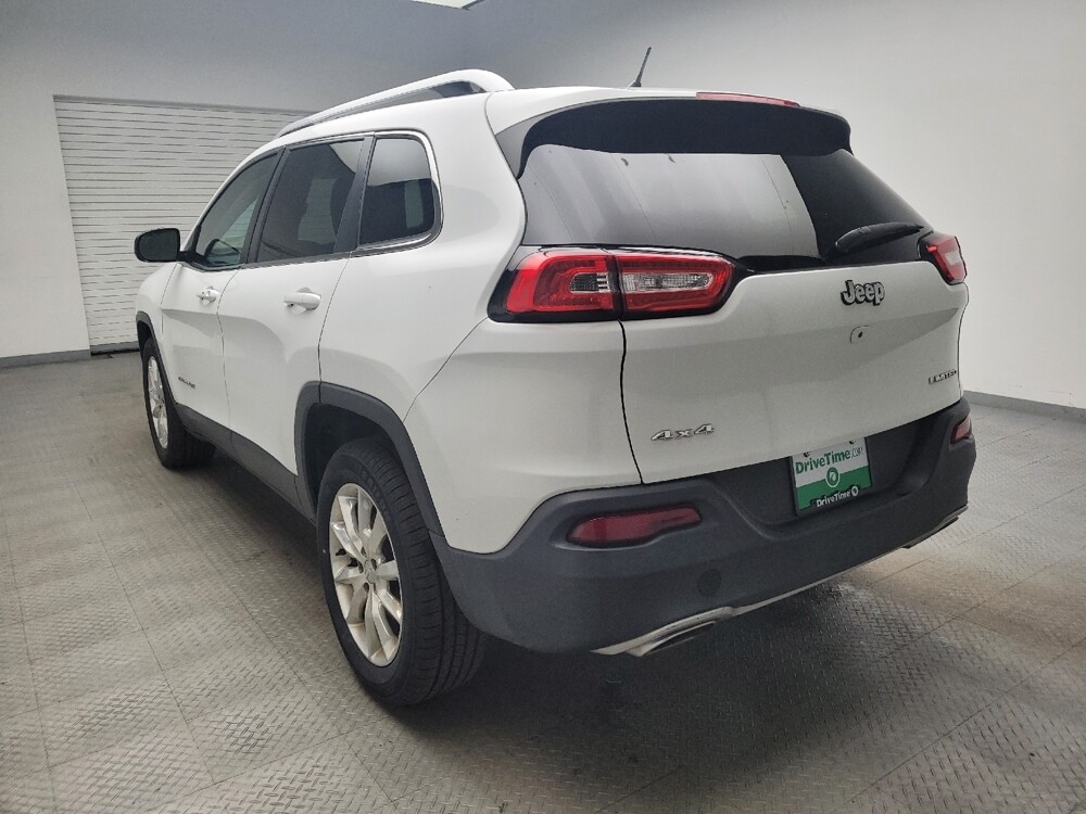 2015 Jeep Cherokee in Grand Rapids, MI 49508 - 18129576 5