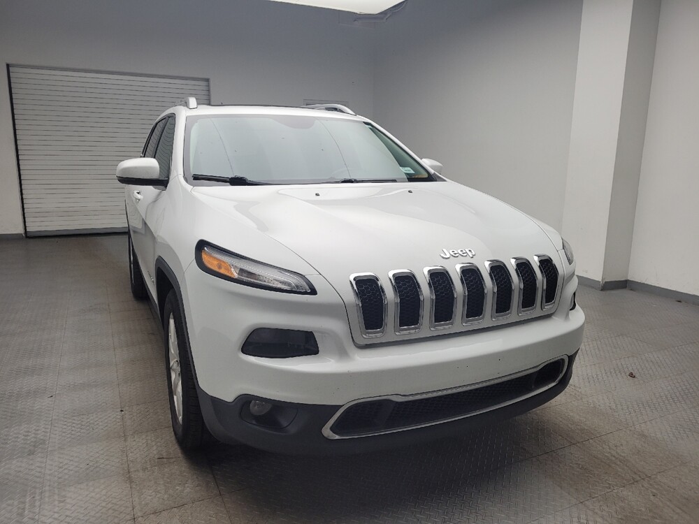 2015 Jeep Cherokee in Grand Rapids, MI 49508 - 18129576 14