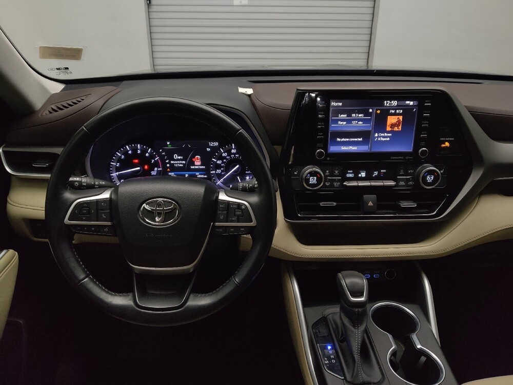 2022 Toyota Highlander in Fort Worth, TX 76116 - 18129577 22