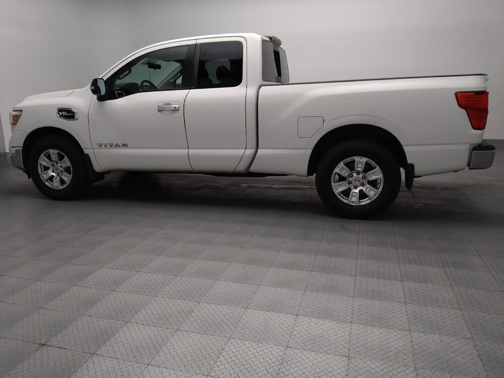2017 Nissan Titan in Tulsa, OK 74145 - 18129581 3