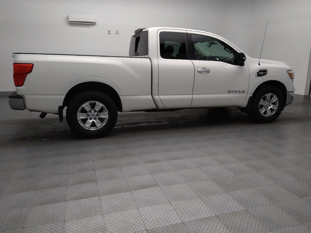 2017 Nissan Titan in Tulsa, OK 74145 - 18129581 10