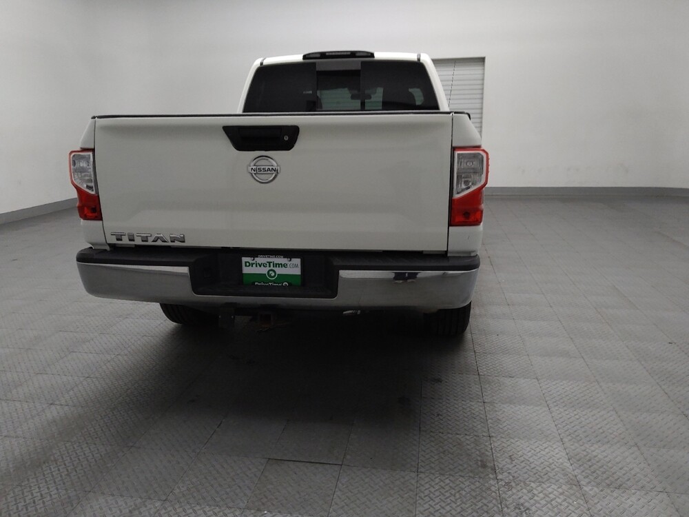 2017 Nissan Titan in Tulsa, OK 74145 - 18129581 7