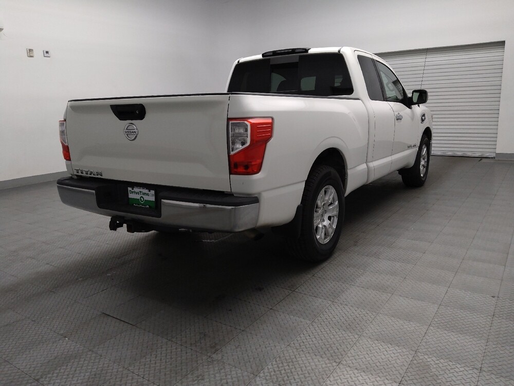 2017 Nissan Titan in Tulsa, OK 74145 - 18129581 9