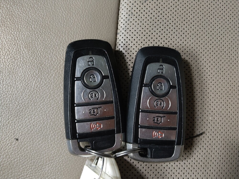 2020 Ford Explorer in Oklahoma City, OK 73139 - 18129583 32