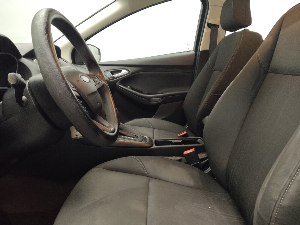 2018 Ford Focus in Tulsa, OK 74145 - 18129586 17