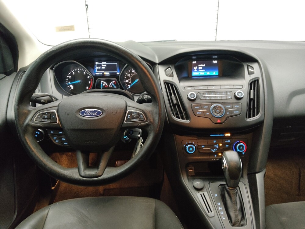 2018 Ford Focus in Tulsa, OK 74145 - 18129586 22