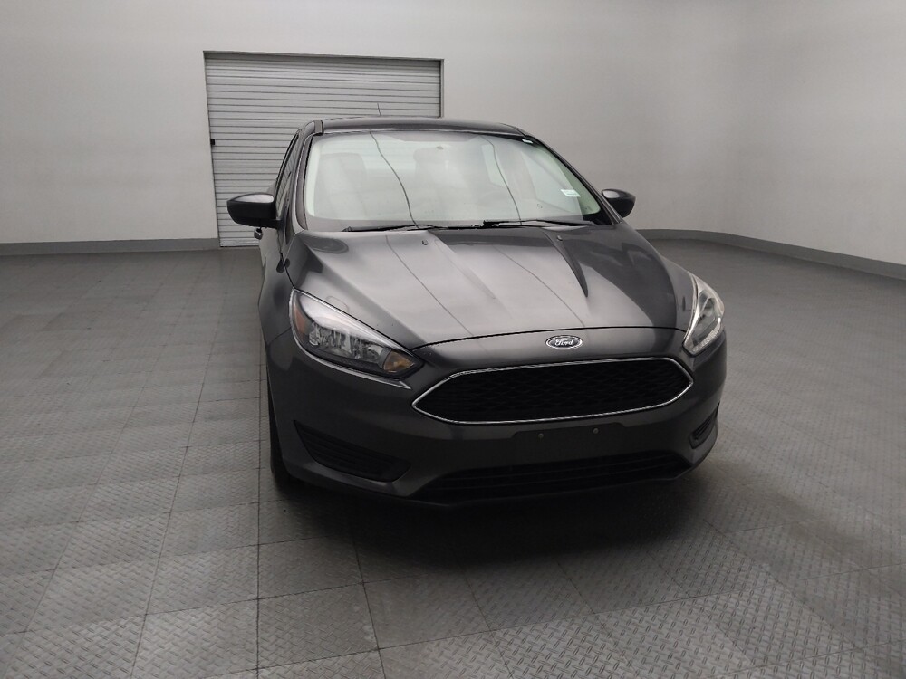 2018 Ford Focus in Tulsa, OK 74145 - 18129586 14