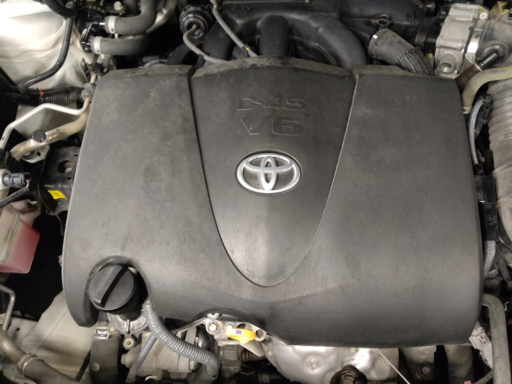 2021 Toyota Highlander in Tulsa, OK 74145 - 18129587 30