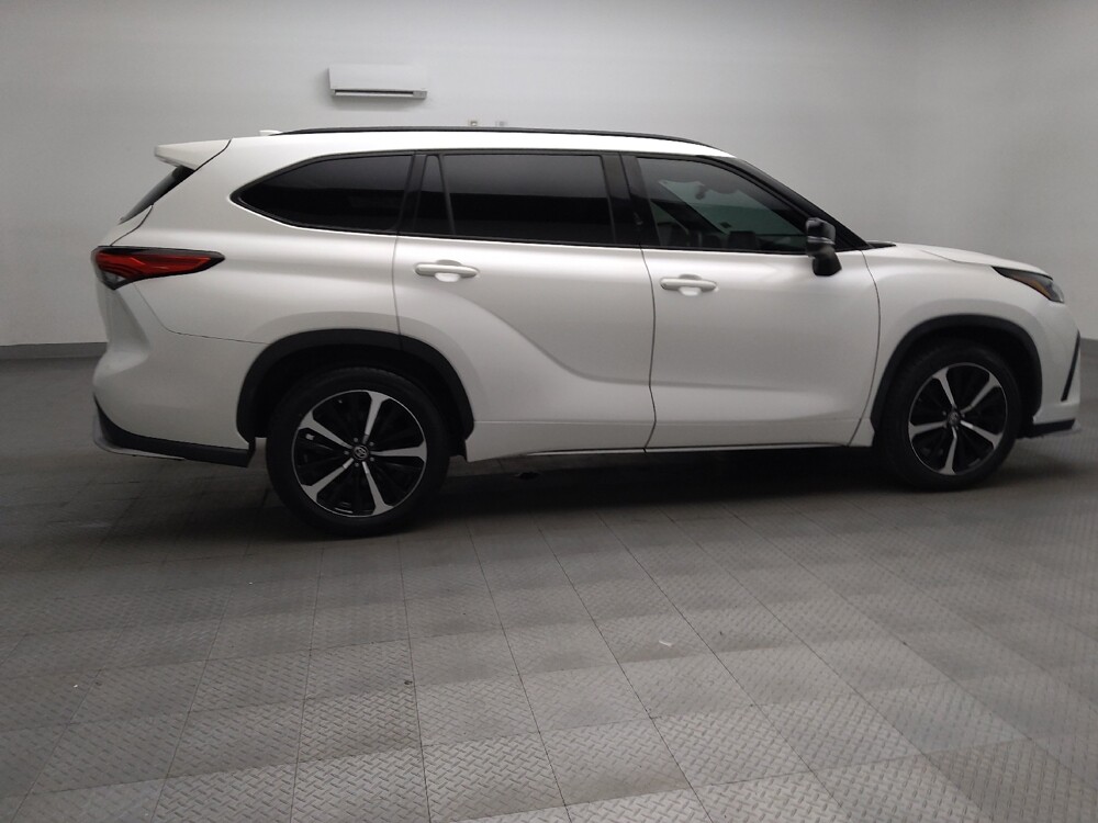 2021 Toyota Highlander in Tulsa, OK 74145 - 18129587 10