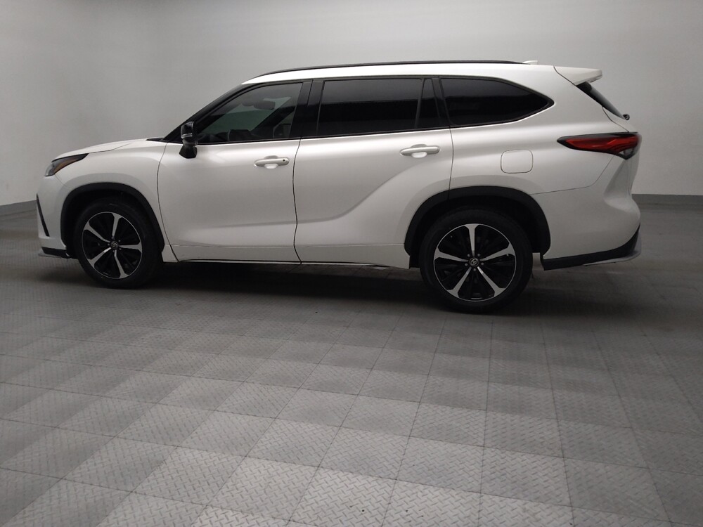 2021 Toyota Highlander in Tulsa, OK 74145 - 18129587 3