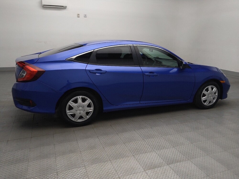 2019 Honda Civic in Fort Worth, TX 76116 - 18129588 10