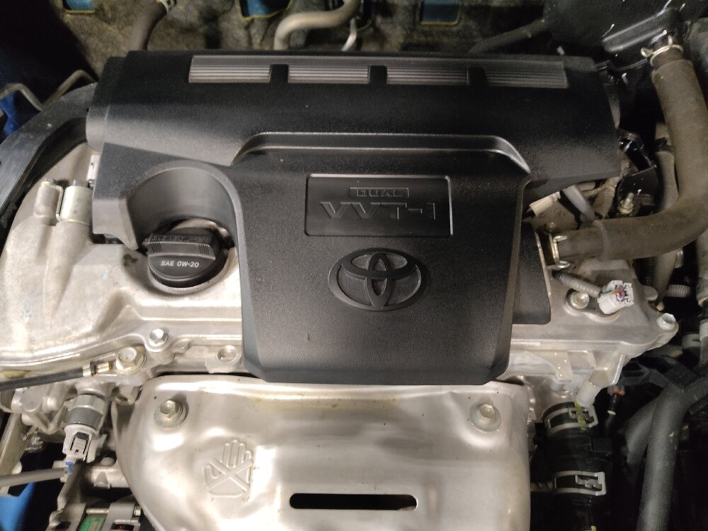 2018 Toyota RAV4 in Tulsa, OK 74145 - 18129589 30