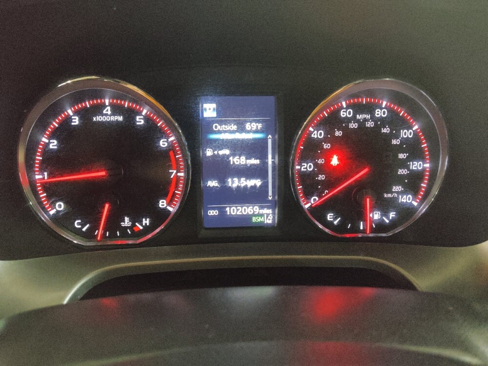 2018 Toyota RAV4 in Tulsa, OK 74145 - 18129589 23