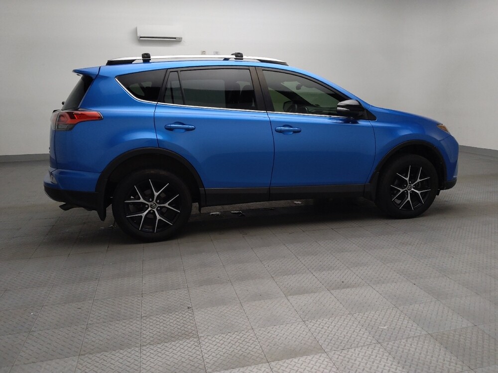 2018 Toyota RAV4 in Tulsa, OK 74145 - 18129589 10