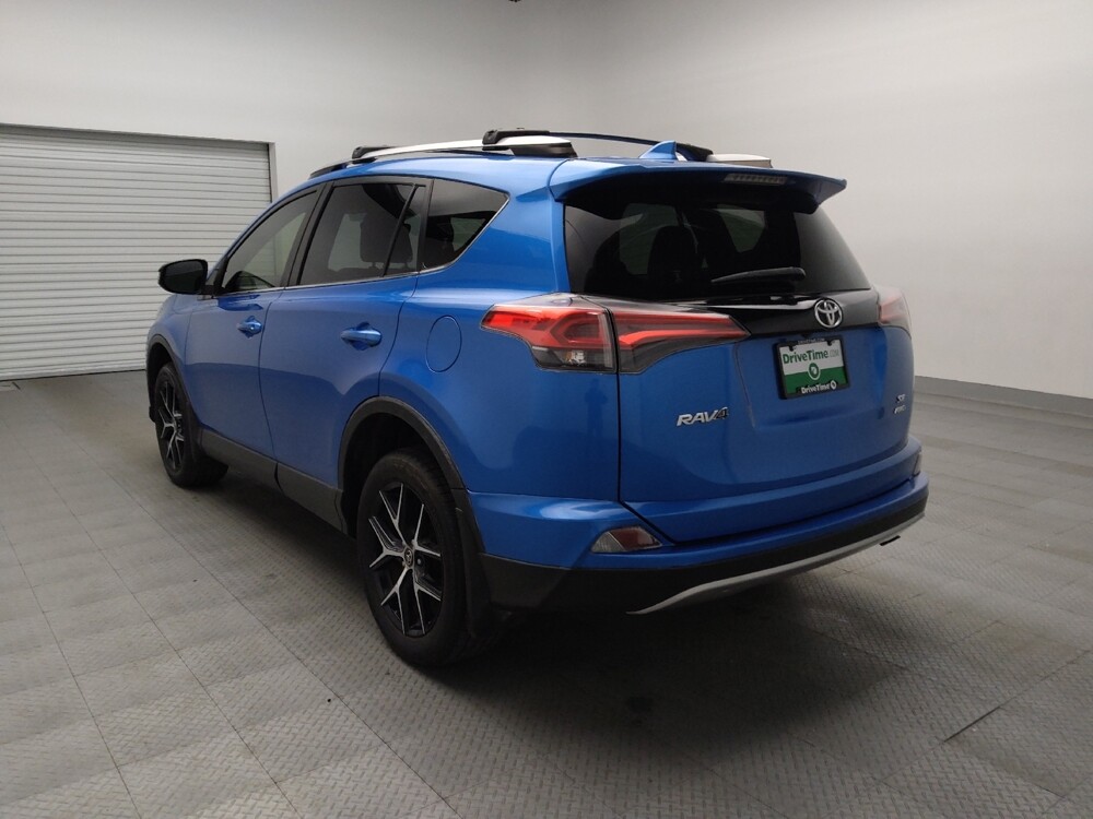 2018 Toyota RAV4 in Tulsa, OK 74145 - 18129589 5