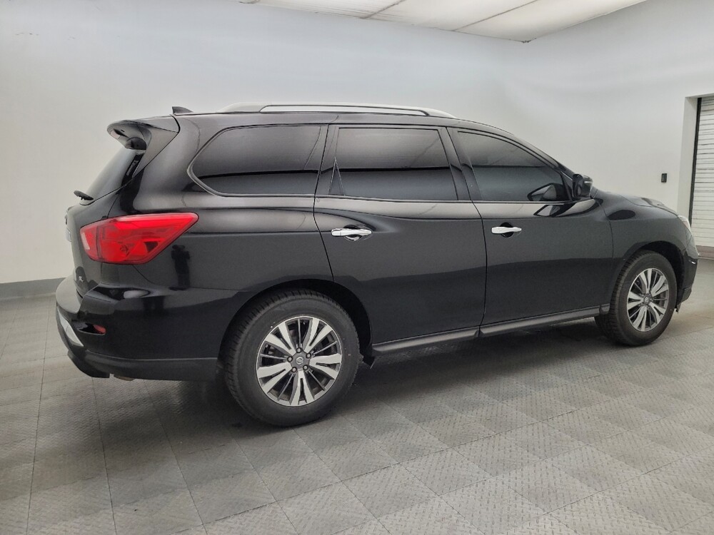 2020 Nissan Pathfinder in Tucson, AZ 85705 - 18129595 10