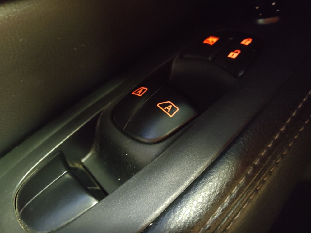 2020 Nissan Pathfinder in Tucson, AZ 85705 - 18129595 27