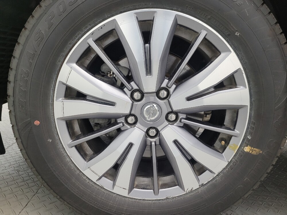 2020 Nissan Pathfinder in Tucson, AZ 85705 - 18129595 31