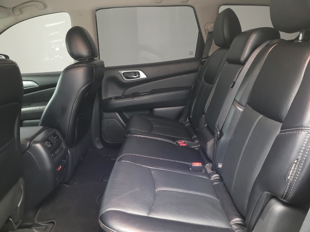 2020 Nissan Pathfinder in Tucson, AZ 85705 - 18129595 18