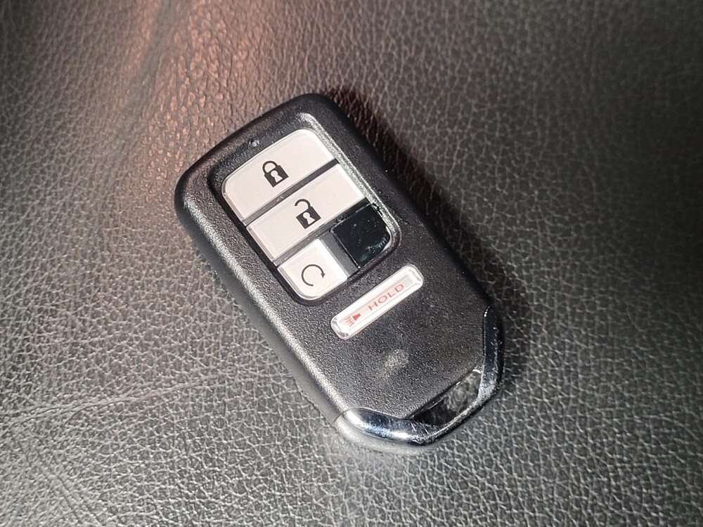 2018 Honda Pilot in Tucson, AZ 85705 - 18129599 32