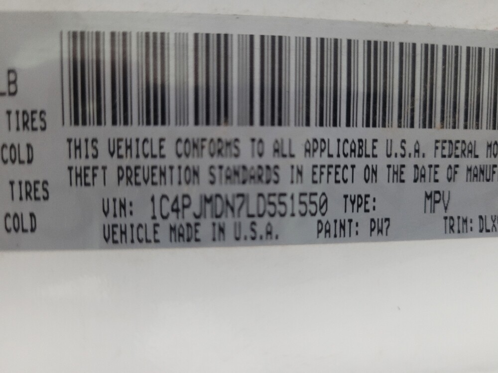 2020 Jeep Cherokee in Phoenix, AZ 85015 - 18129602 33