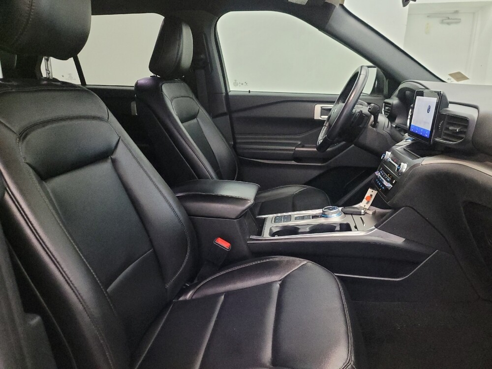 2020 Ford Explorer in Tucson, AZ 85705 - 18129603 21