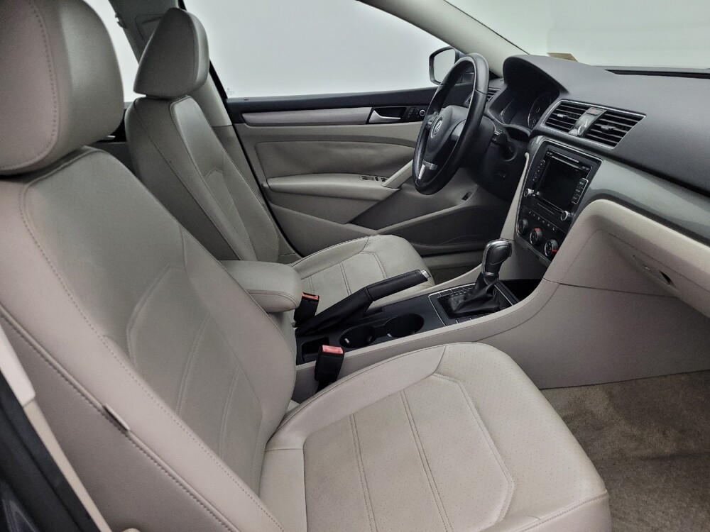 2015 Volkswagen Passat in Savannah, GA 31419 - 18129615 21